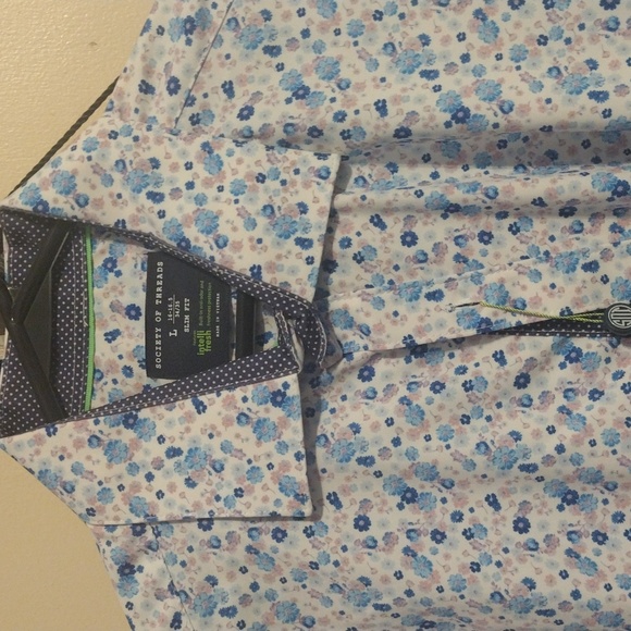 New - Picture 1 of 4